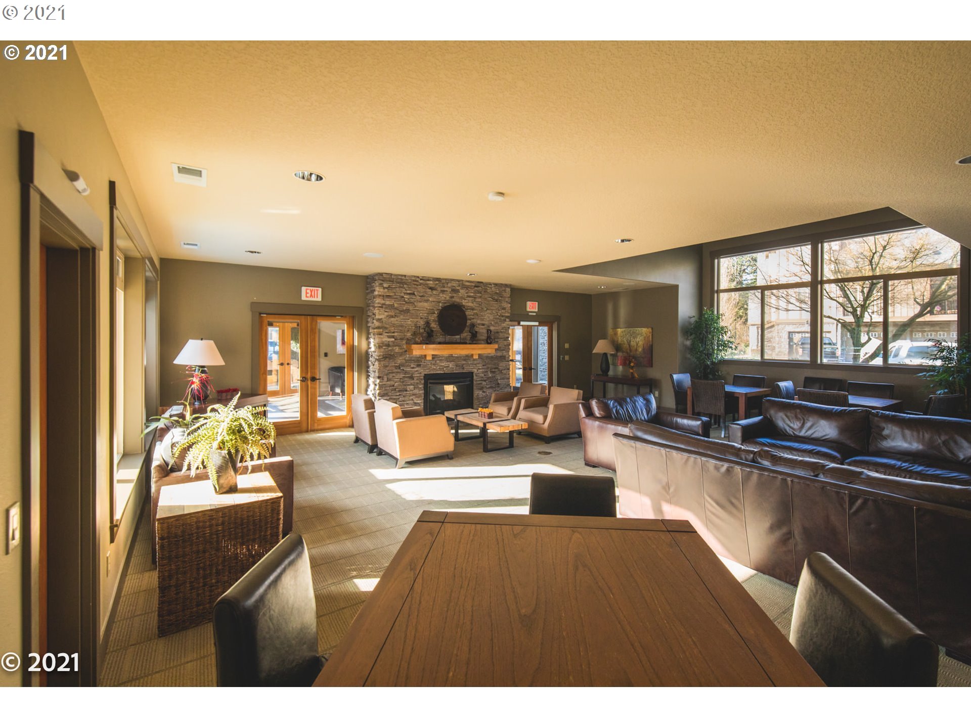 Photo #4: 21144585 Listing 