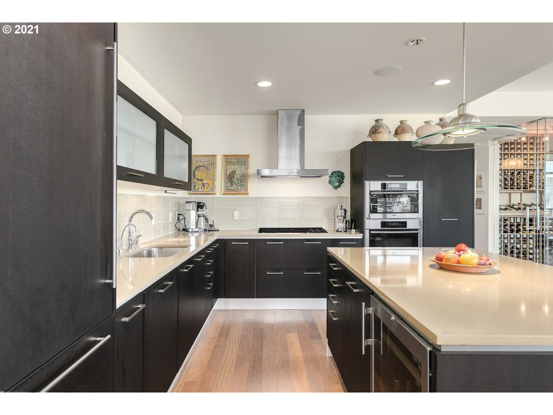 Photo #5: 21144862 Listing 