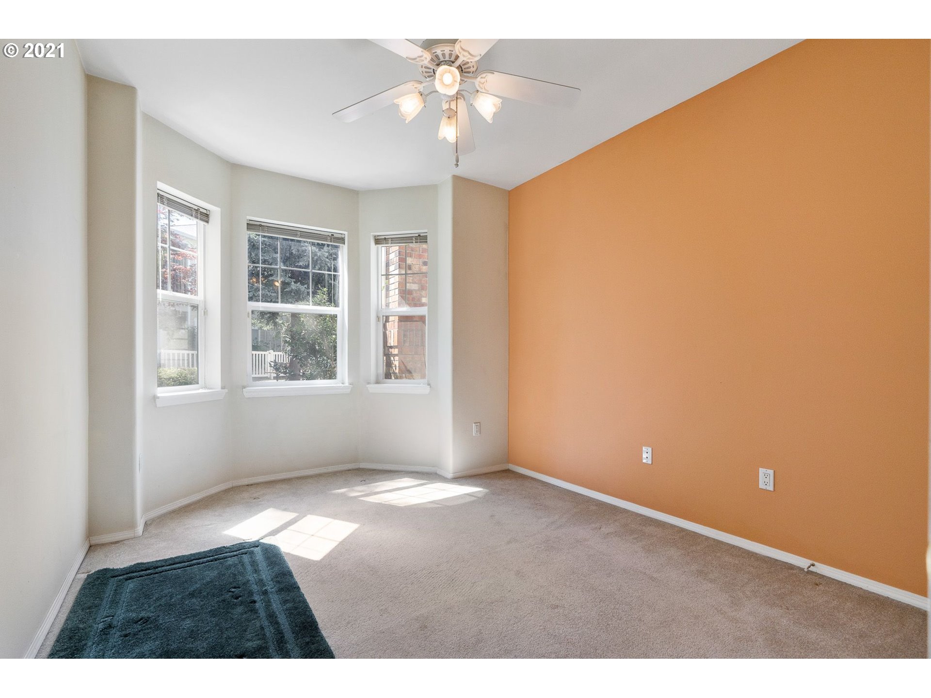 Photo #4: 21144917 Listing 