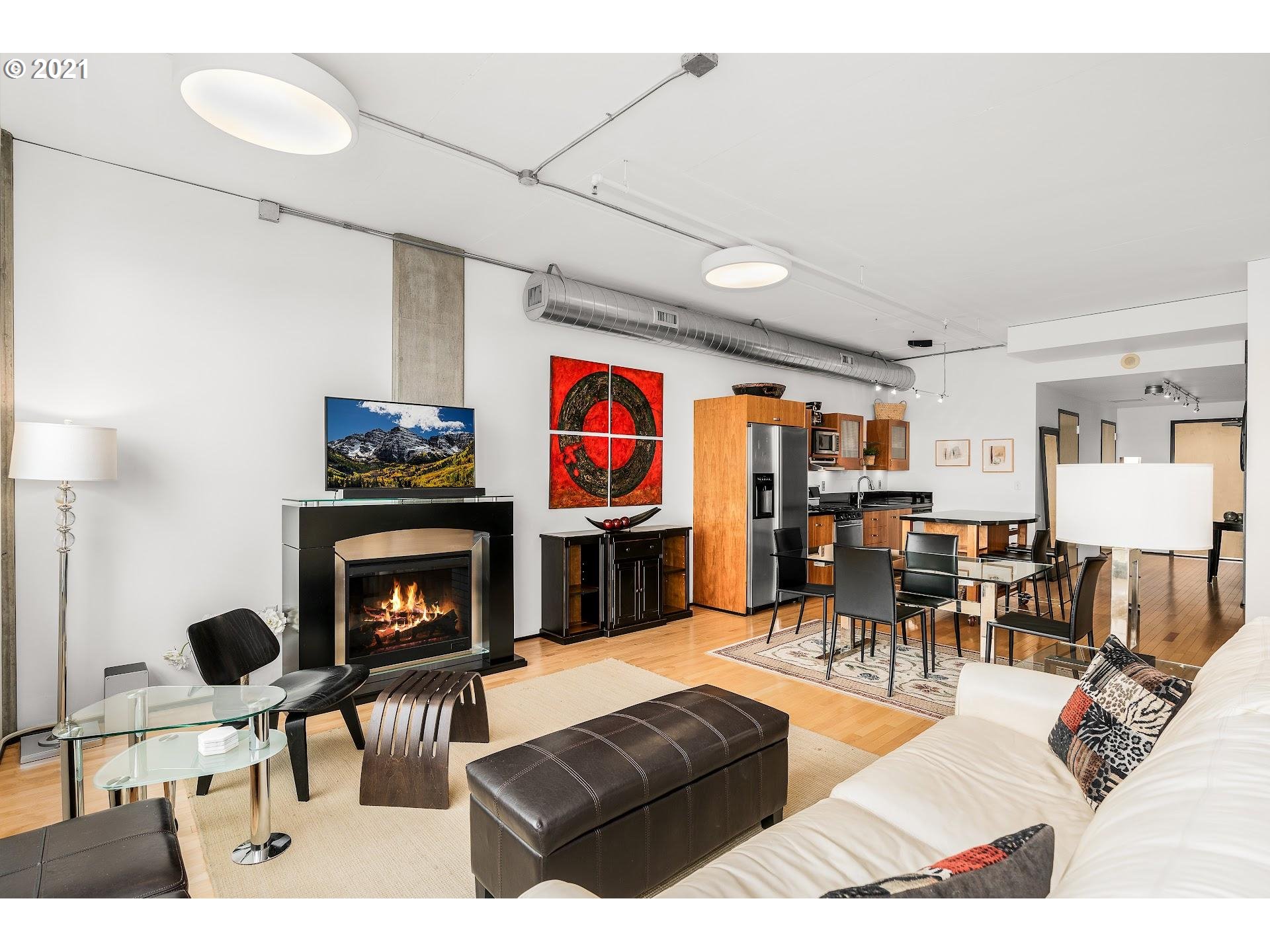Photo #5: 21149201 Listing 