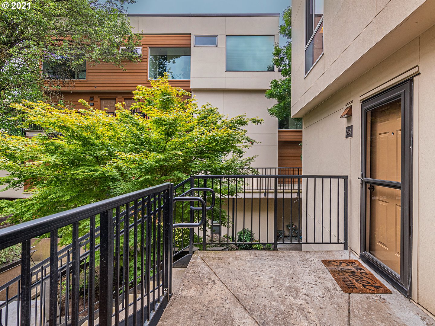 Photo #2: 21150383 Listing 
