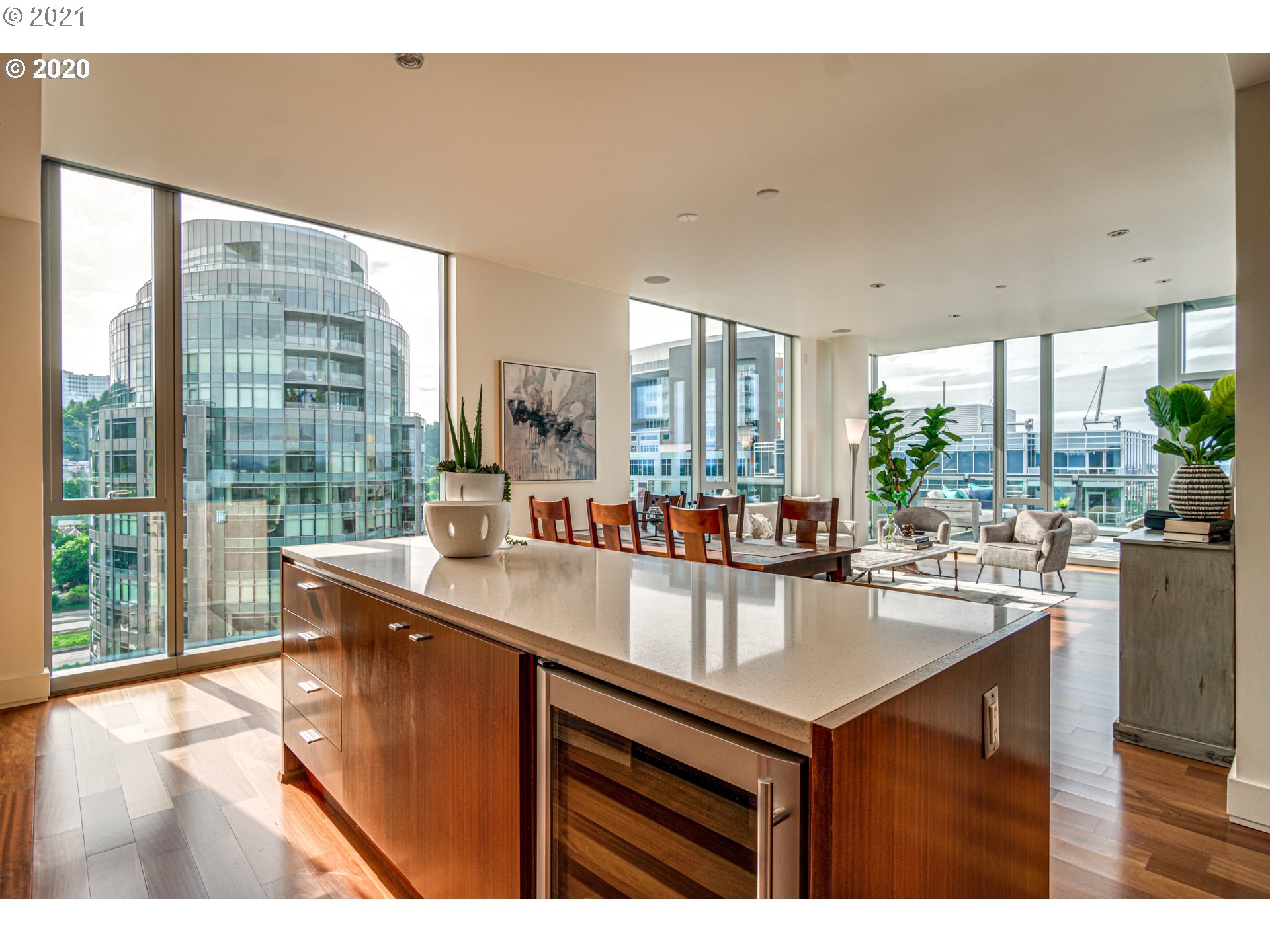 Photo #4: 21154473 Listing 
