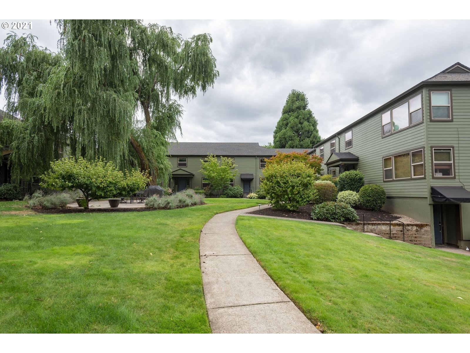 Photo #3: 21154523 Listing 