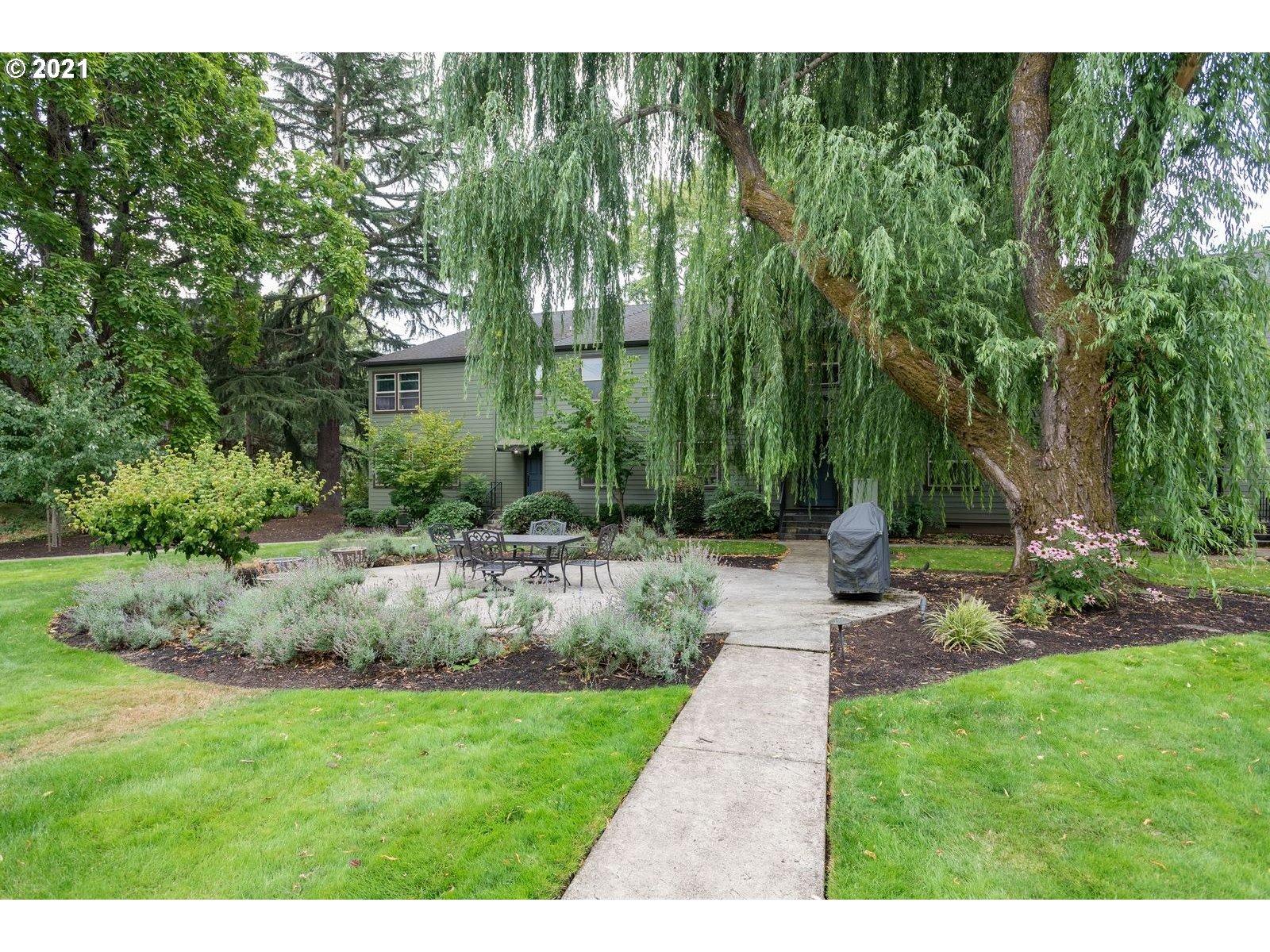 Photo #5: 21154523 Listing 