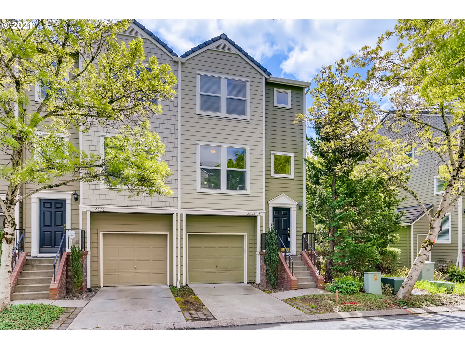 Photo #2: 21155127 Listing 