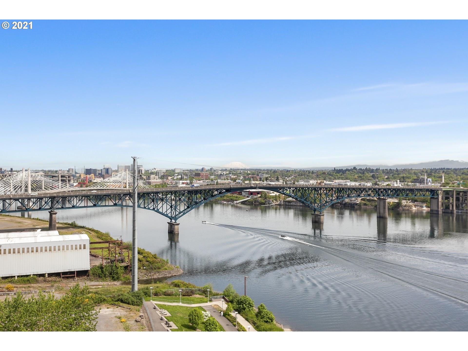 Photo #4: 21155638 Listing 