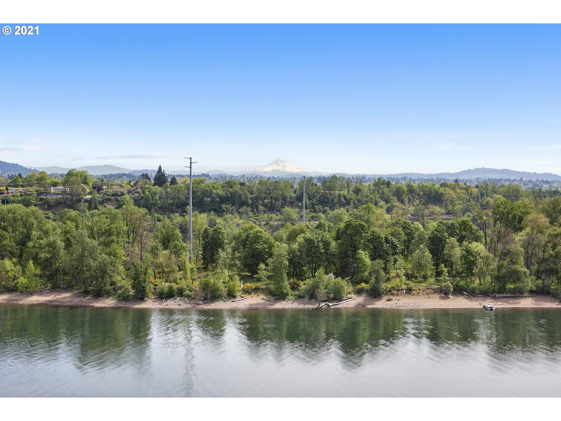 Photo #5: 21155638 Listing 