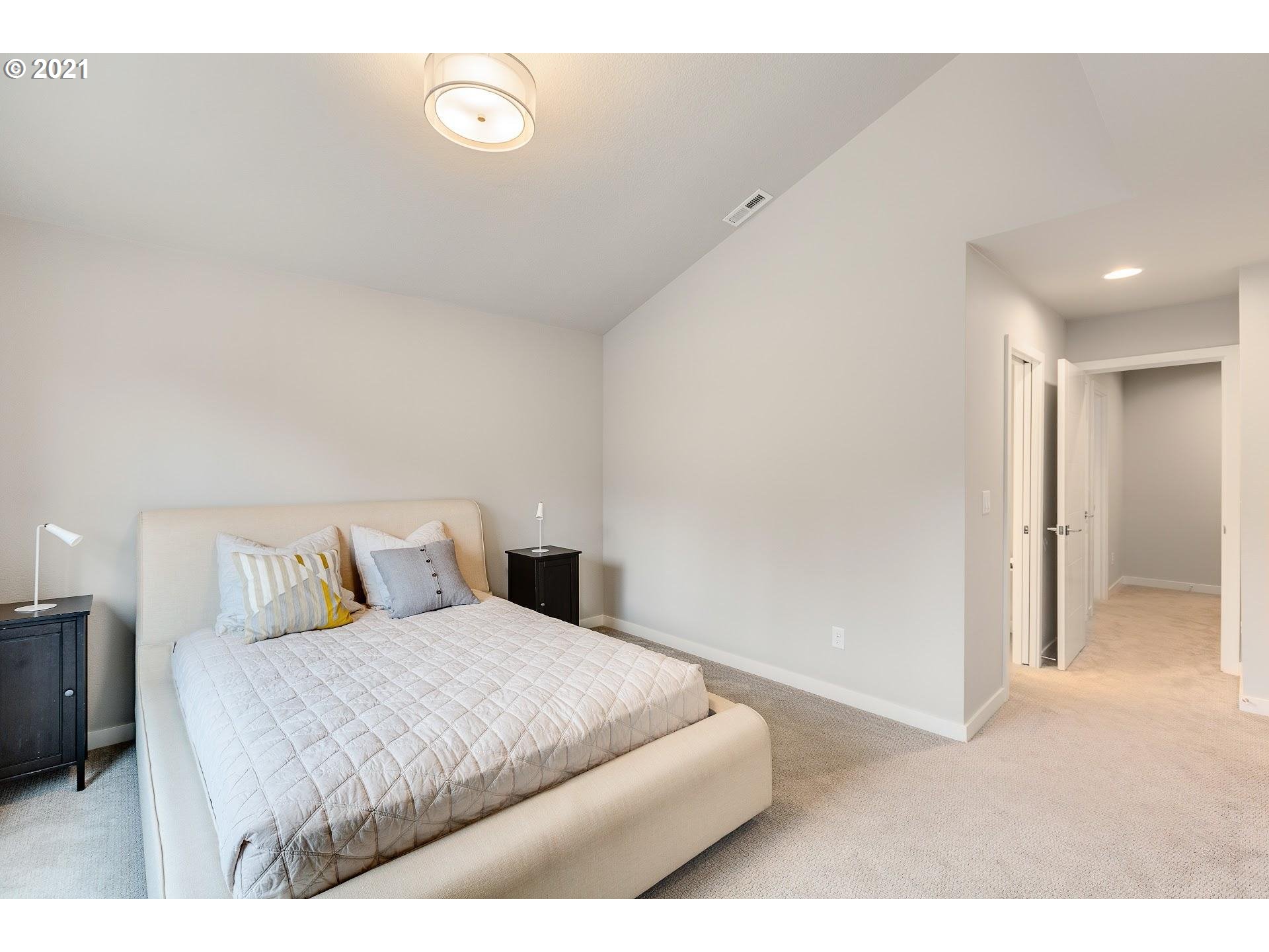 Photo #5: 21157033 Listing 