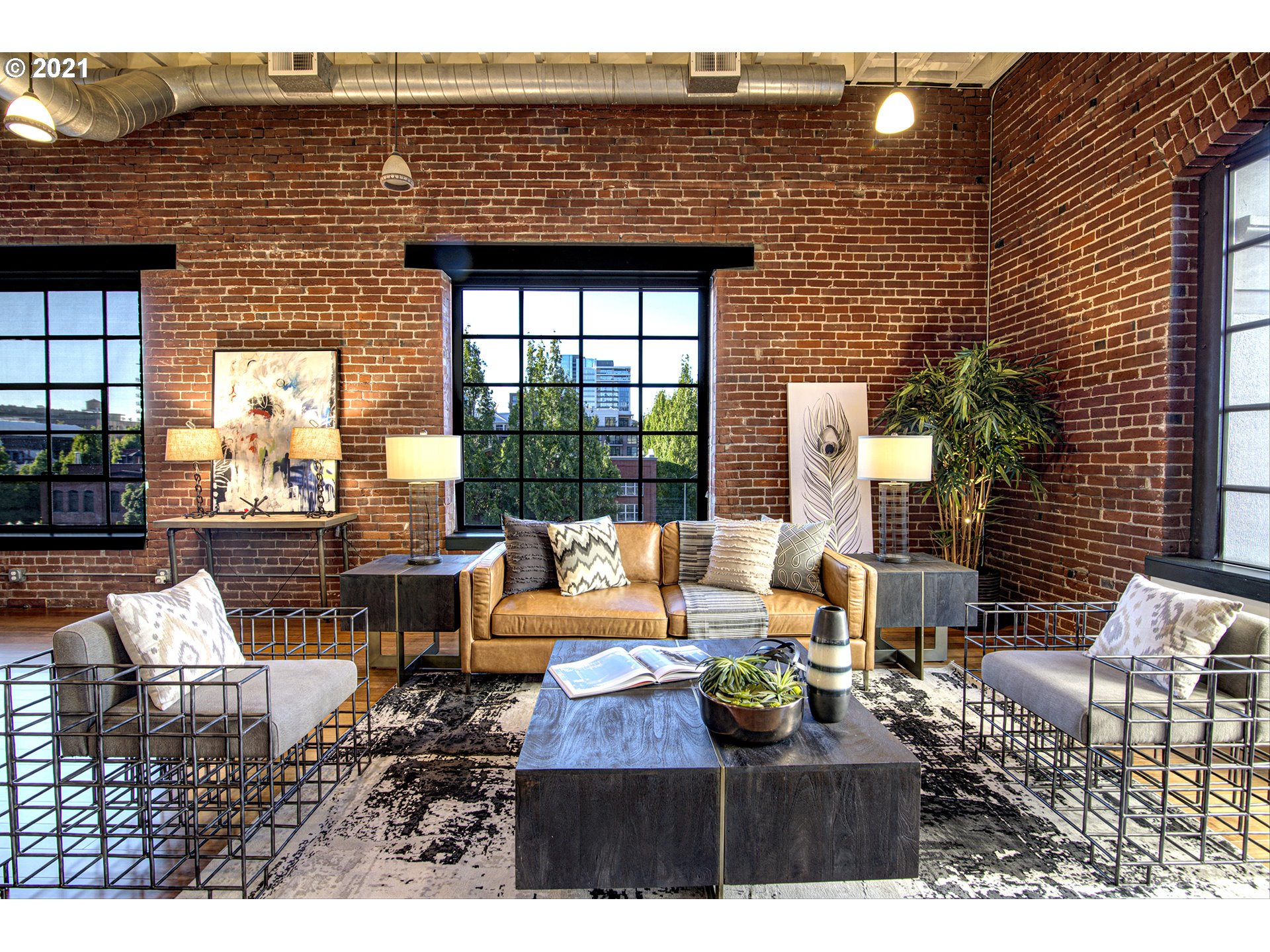 Photo #5: 21157707 Listing 