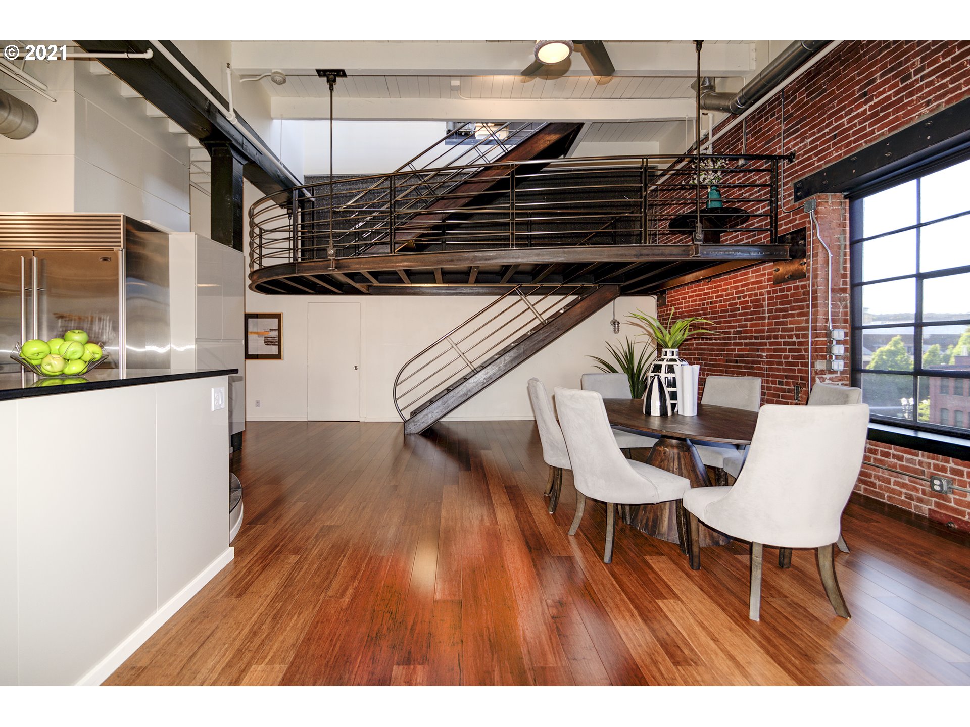 Photo #4: 21157707 Listing 