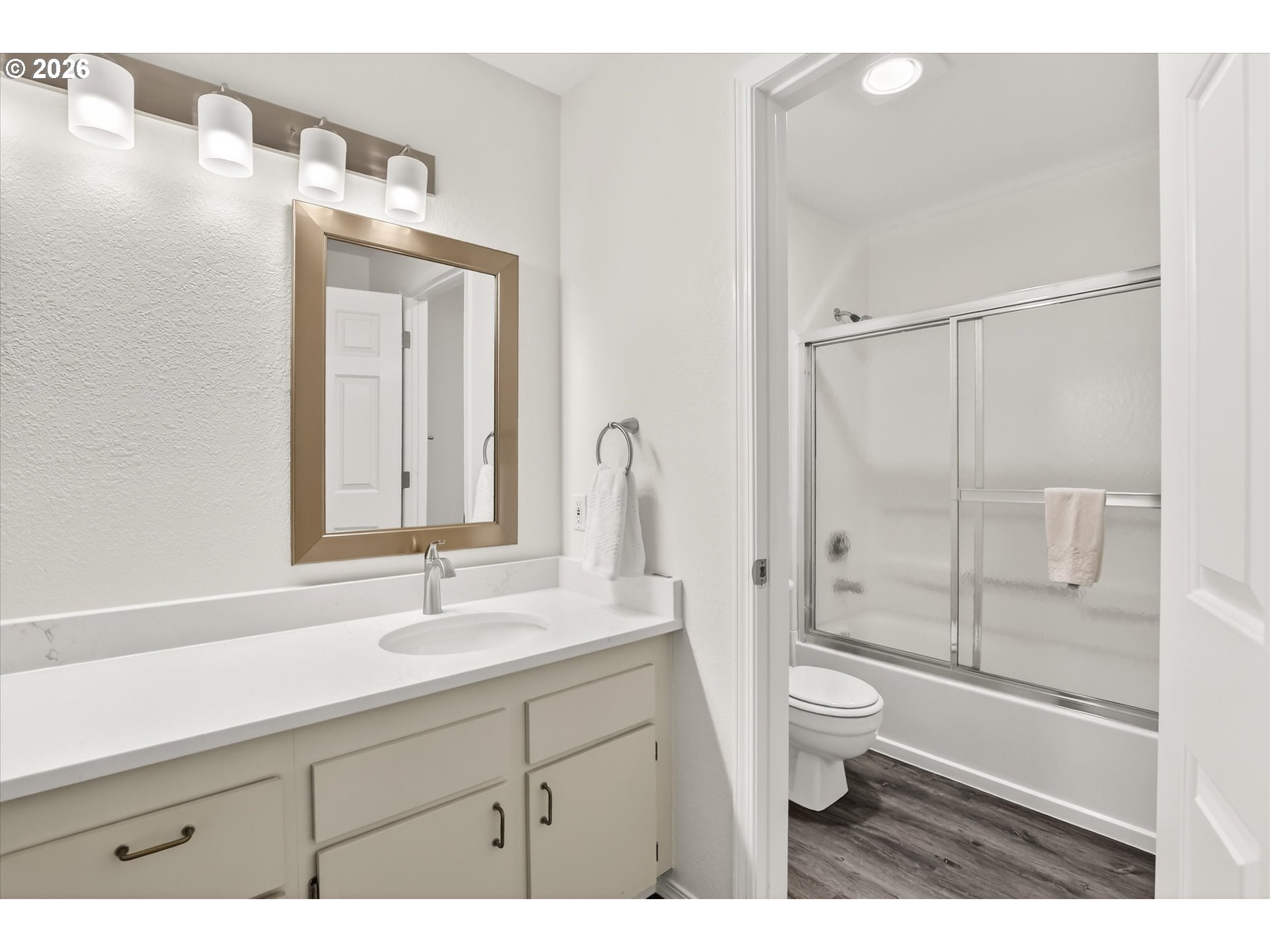 Photo #21: 211601735 Listing: Photo #21