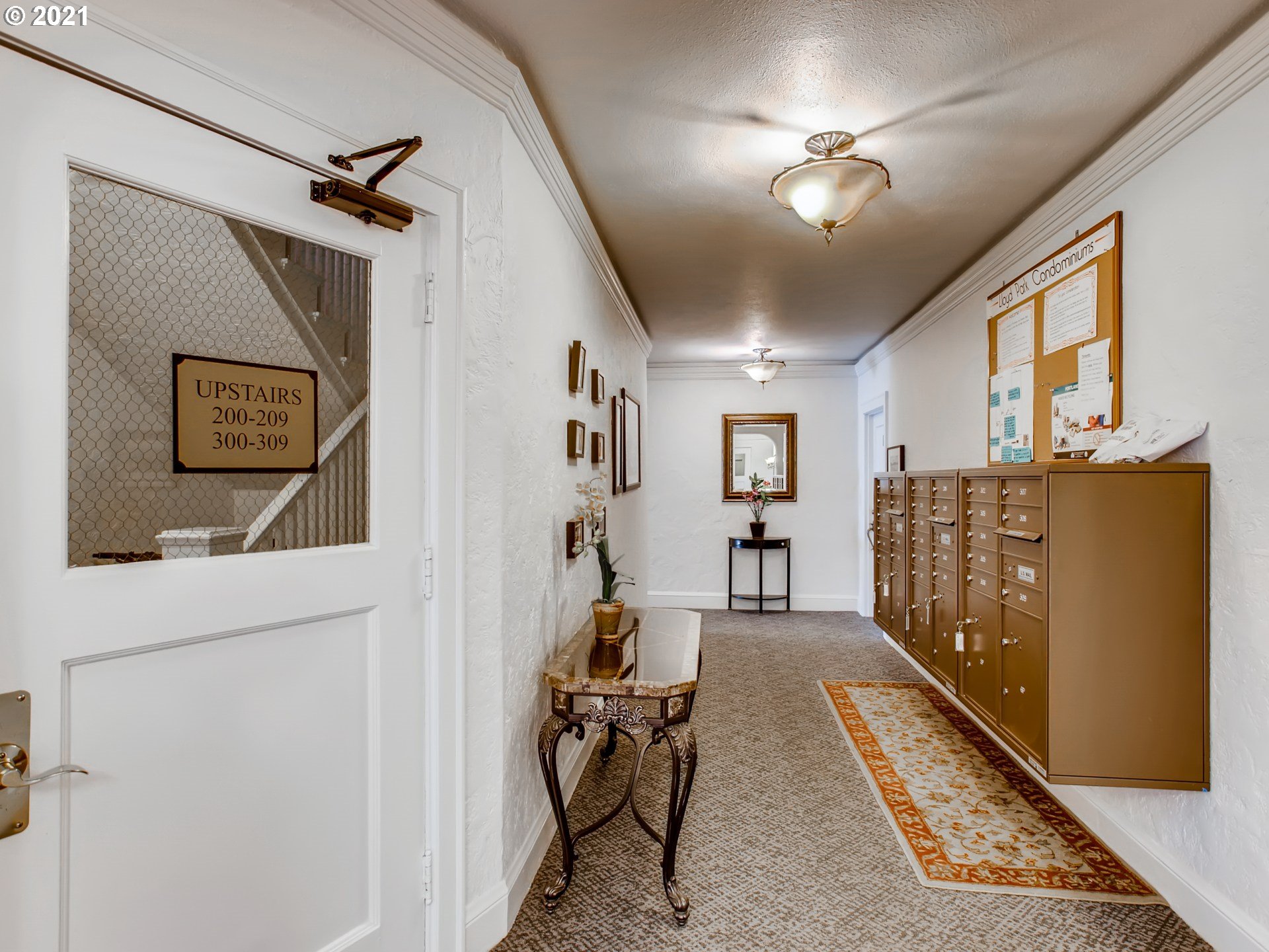 Photo #5: 21160664 Listing 
