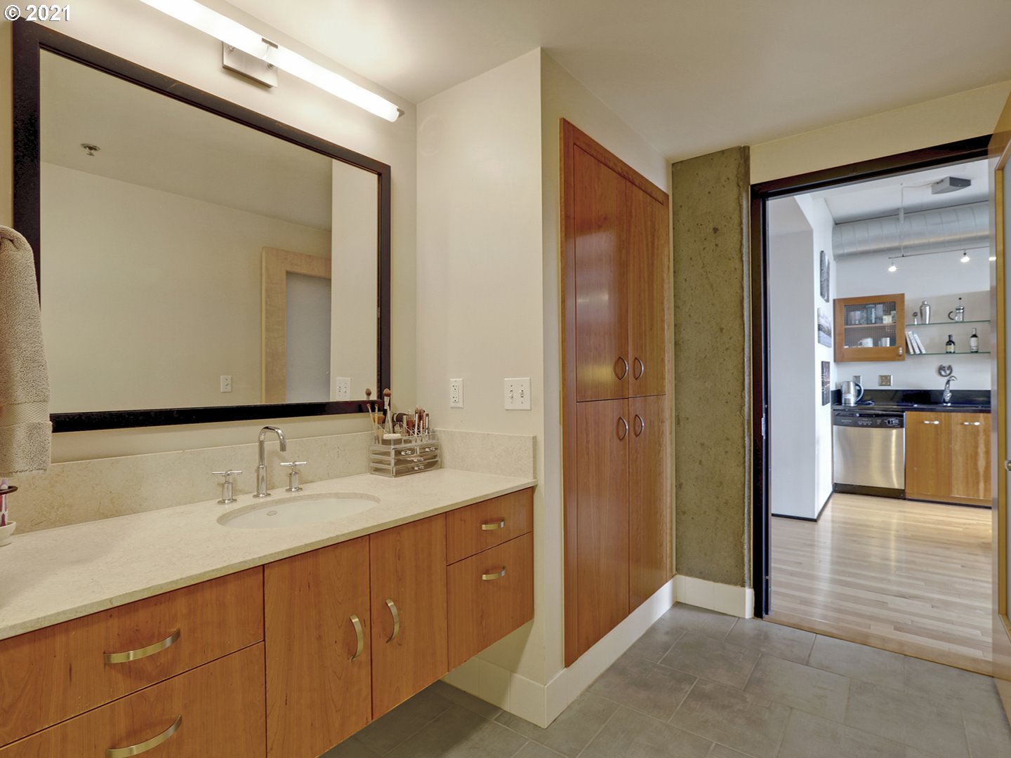 Photo #3: 21161142 Listing 
