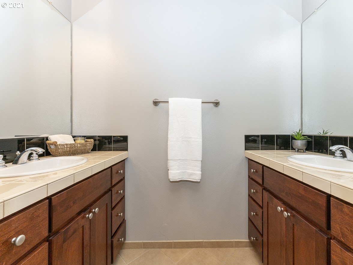 Photo #4: 21161454 Listing 