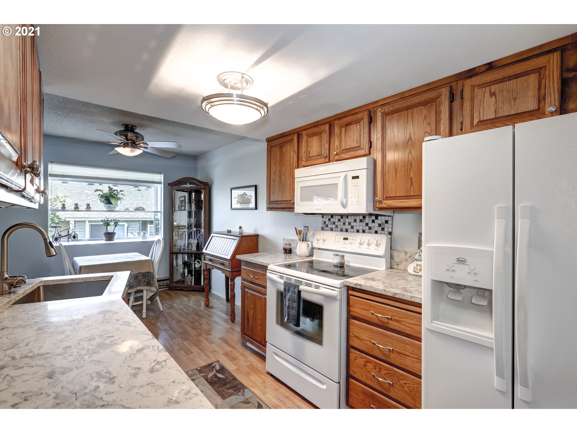 Photo #2: 21162044 Listing 