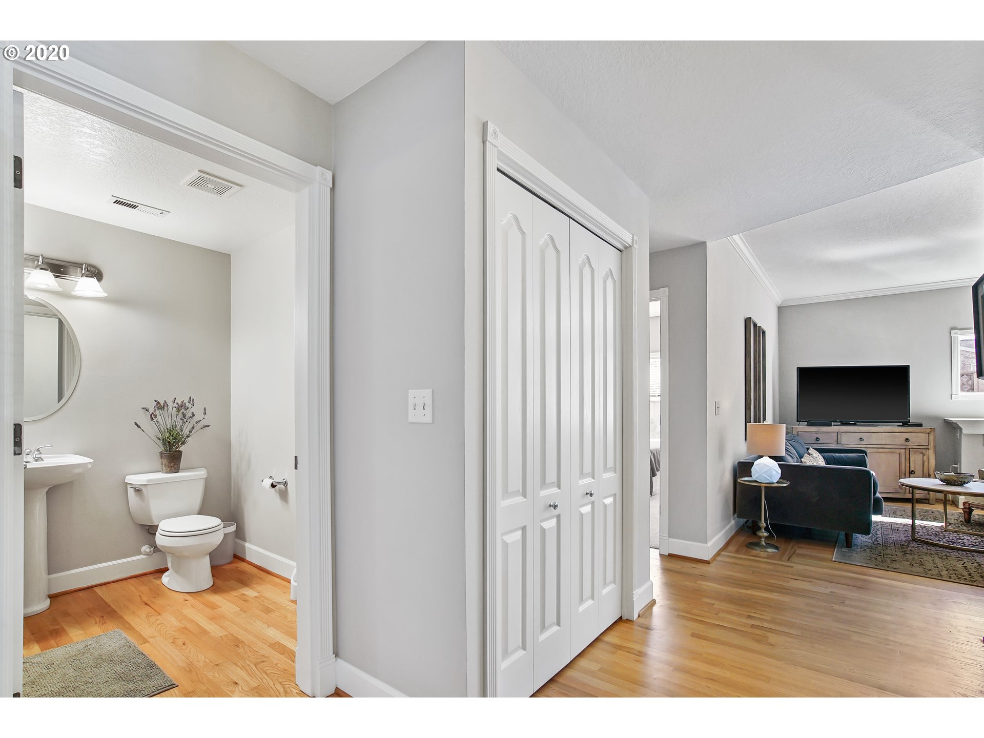 Photo #4: 21163520 Listing 