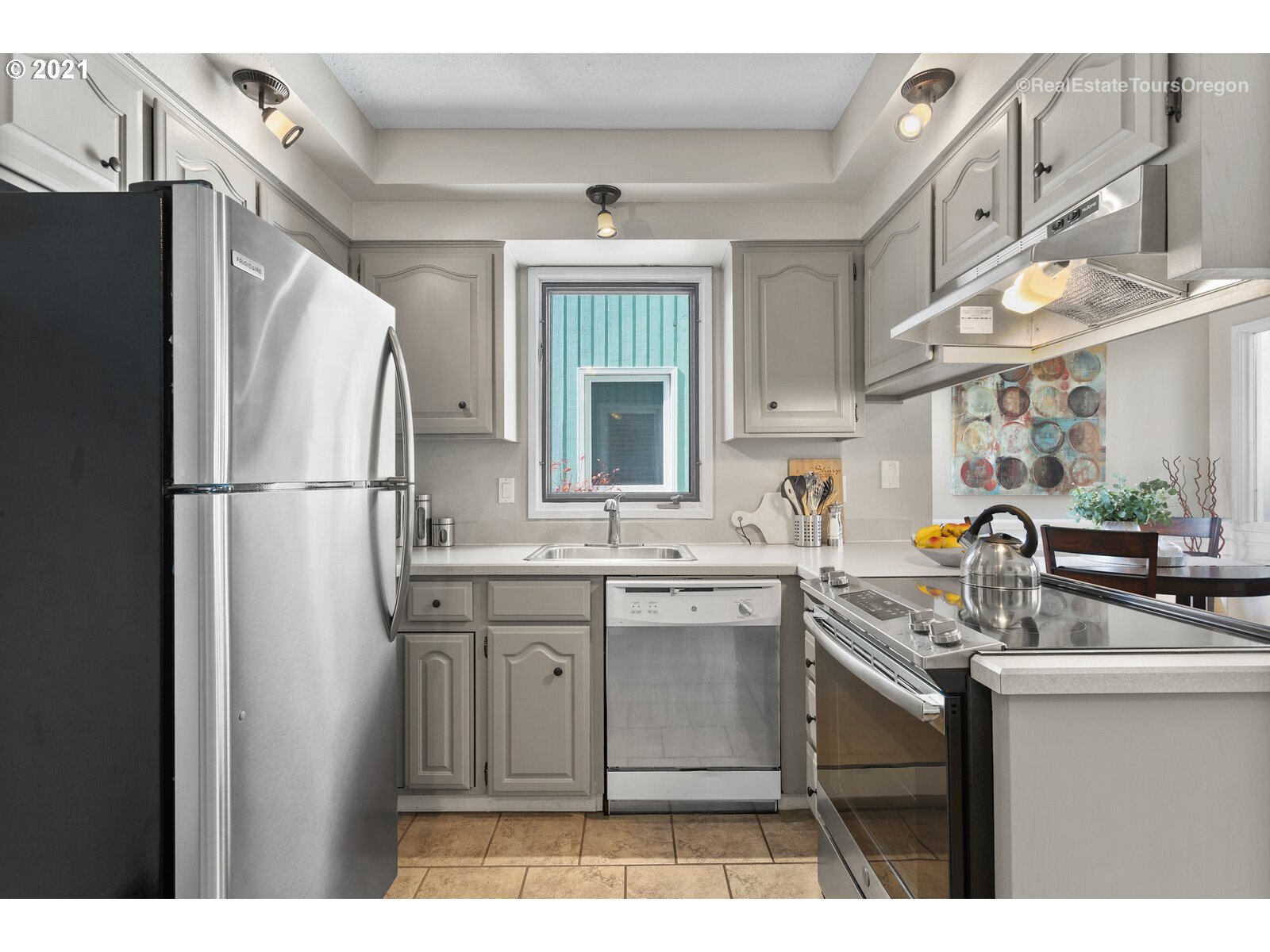 Photo #6: 21163698 Listing 
