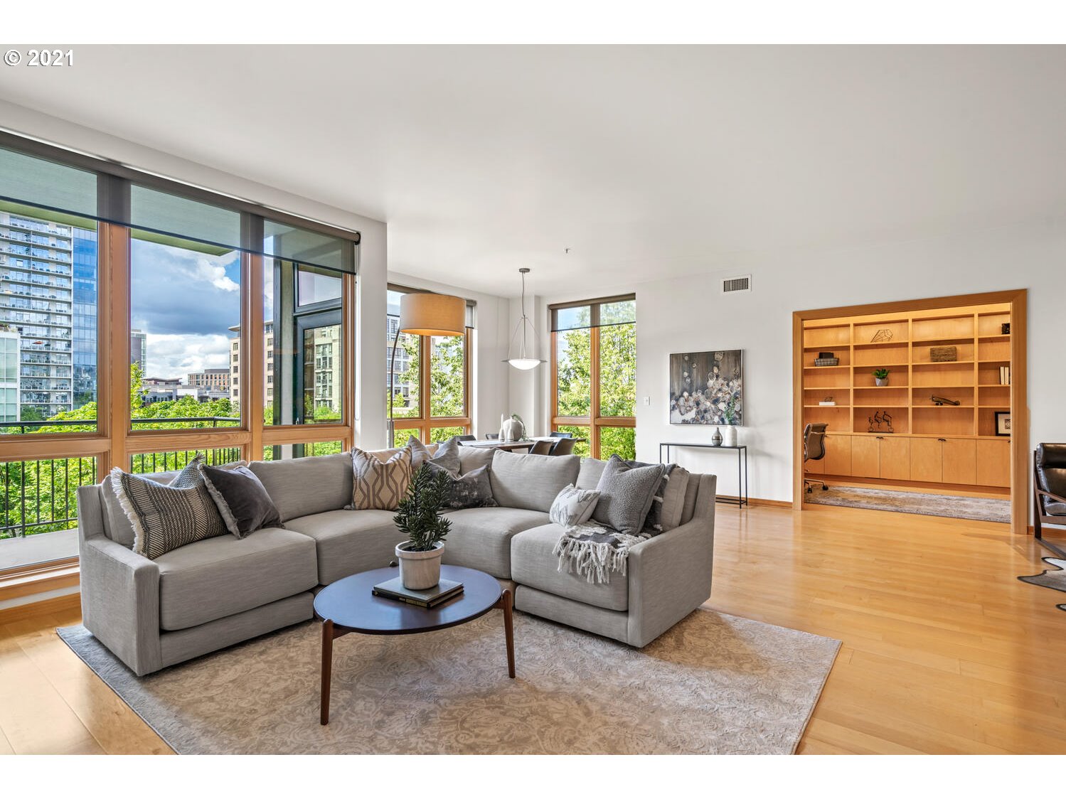 Photo #3: 21163763 Listing 