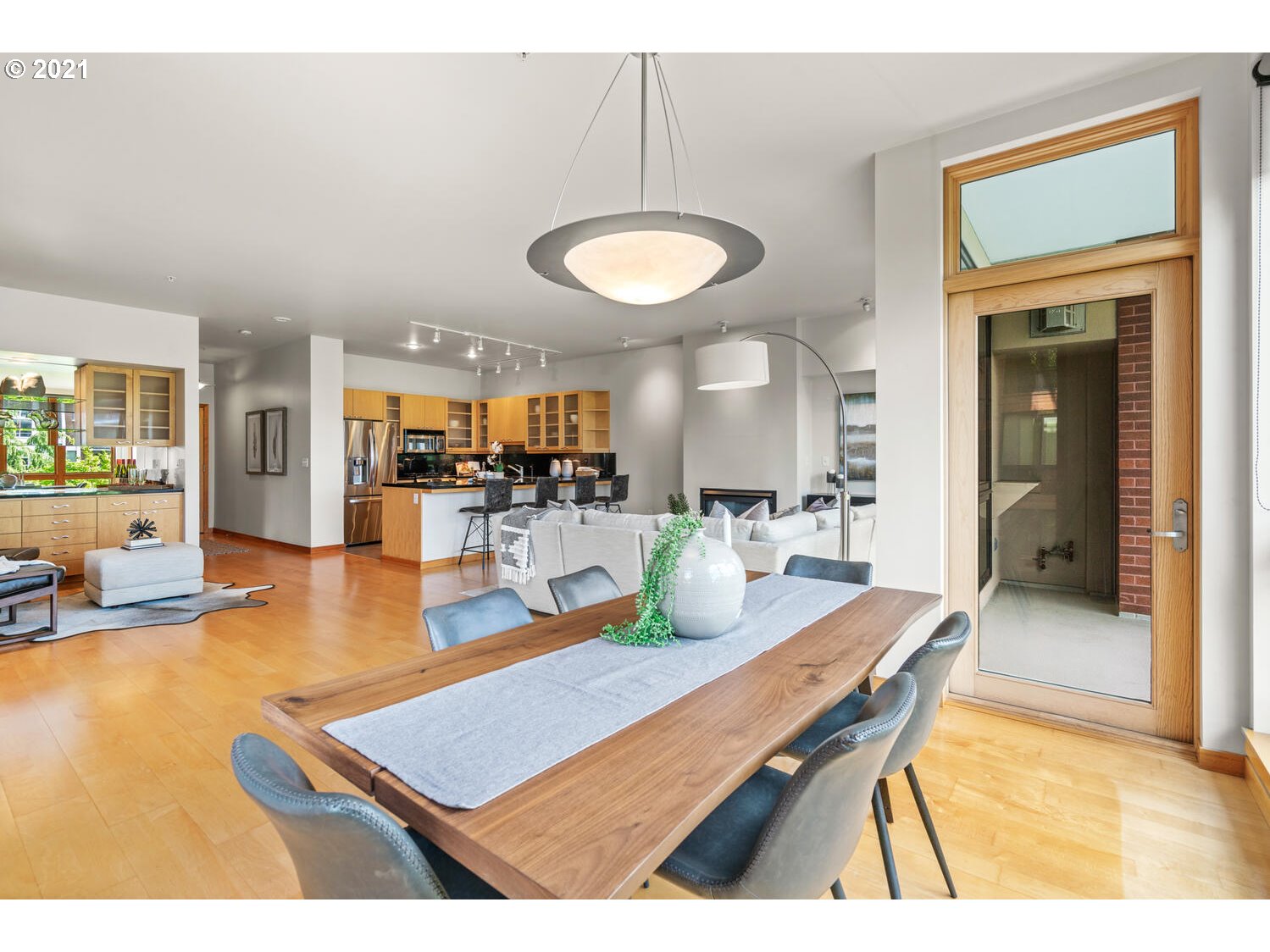 Photo #5: 21163763 Listing 