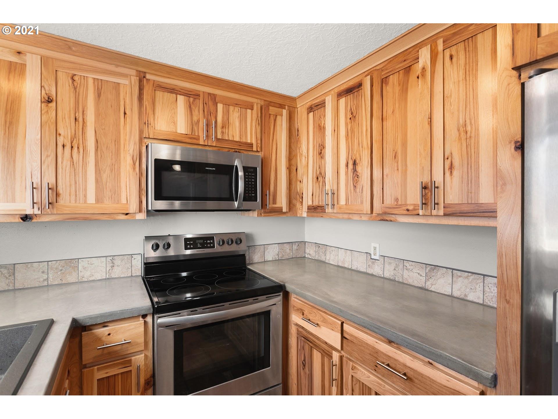 Photo #2: 21164207 Listing 