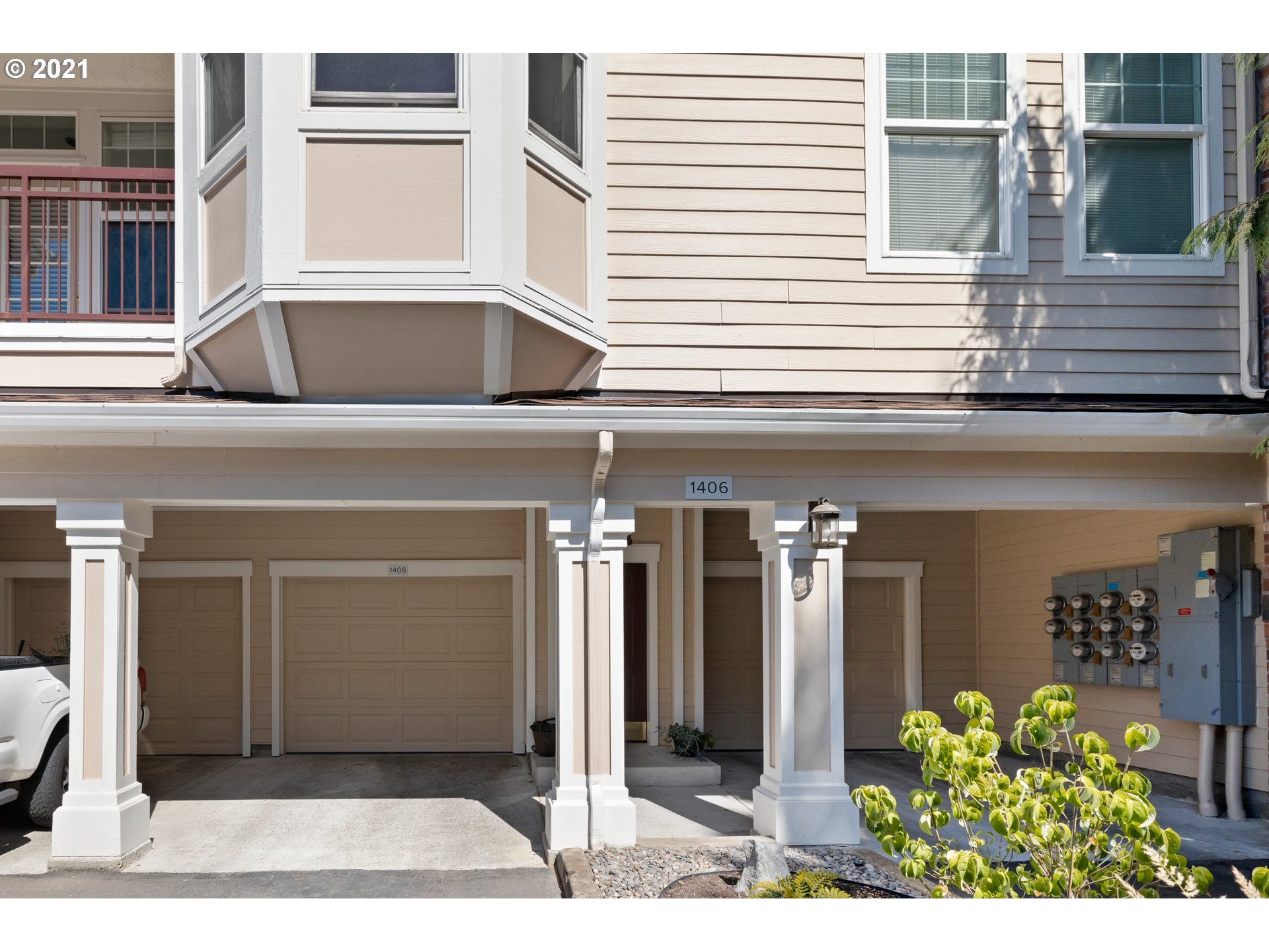 Photo #2: 21164419 Listing 