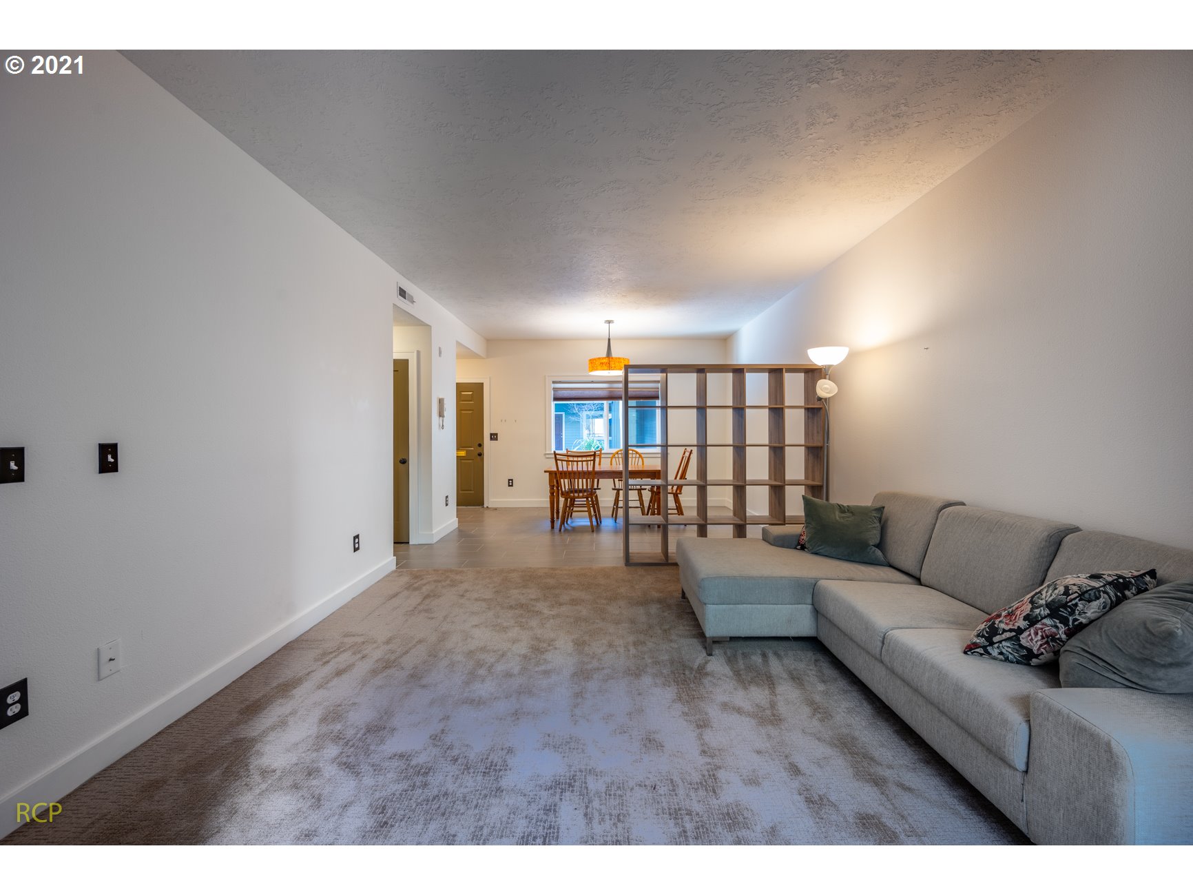 Photo #3: 21164896 Listing 