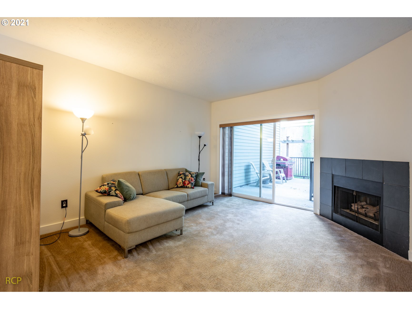 Photo #2: 21164896 Listing 
