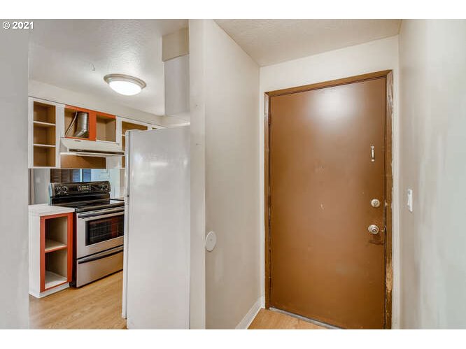 Photo #5: 21167319 Listing 