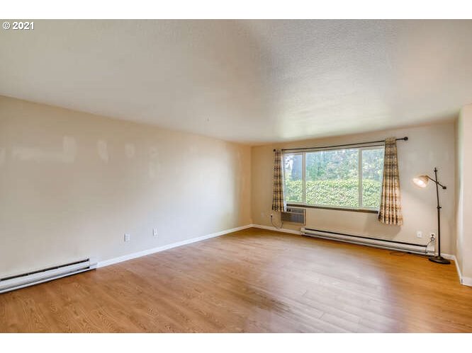Photo #6: 21167319 Listing 