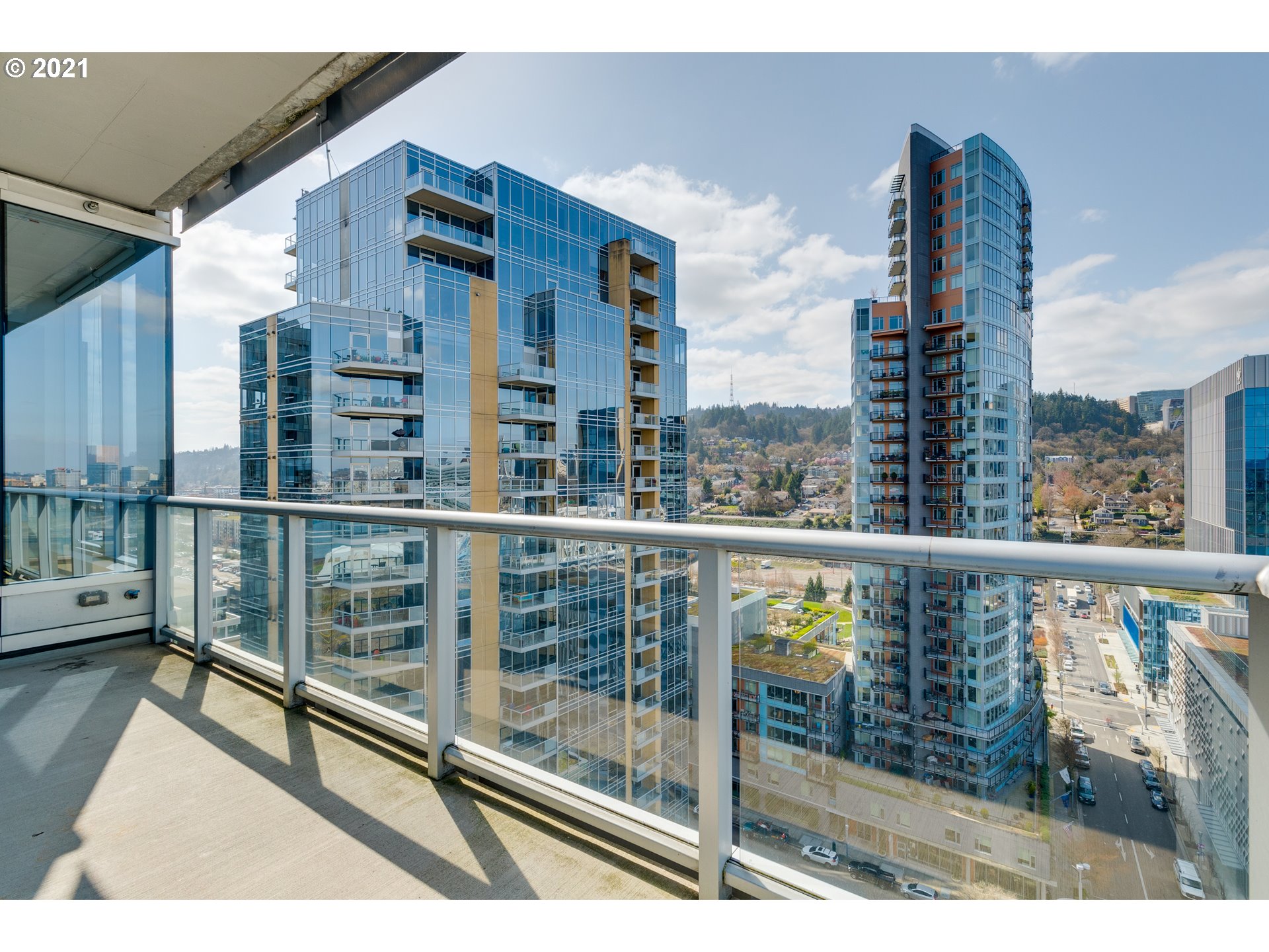 Photo #6: 21173826 Listing 