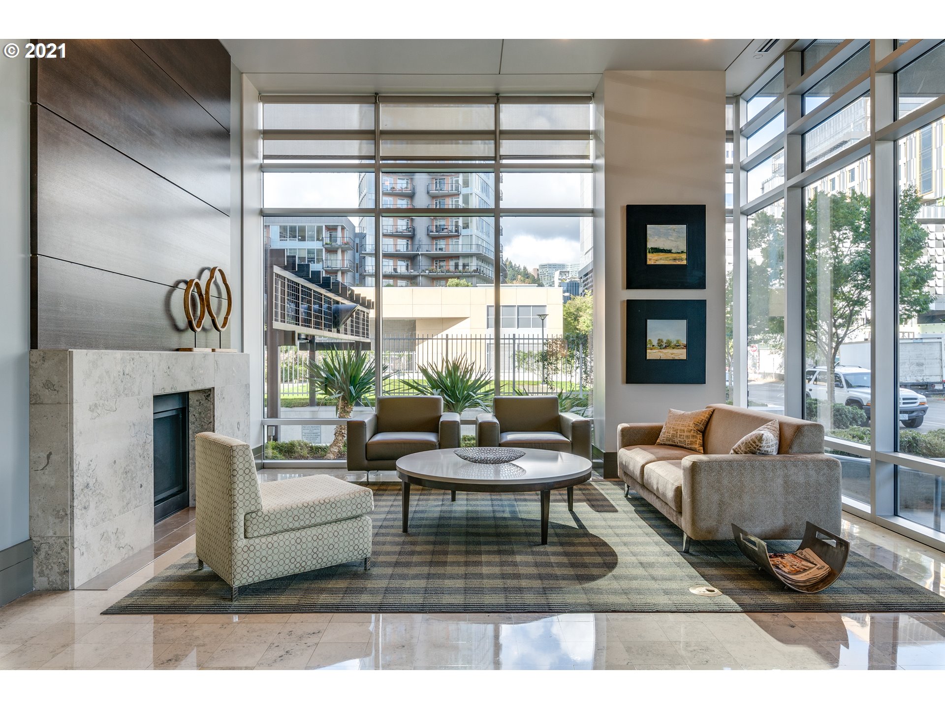 Photo #2: 21173826 Listing 