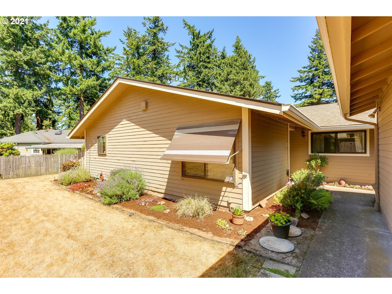 Photo #3: 21174105 Listing 
