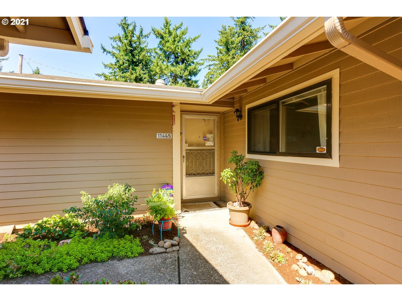 Photo #4: 21174105 Listing 