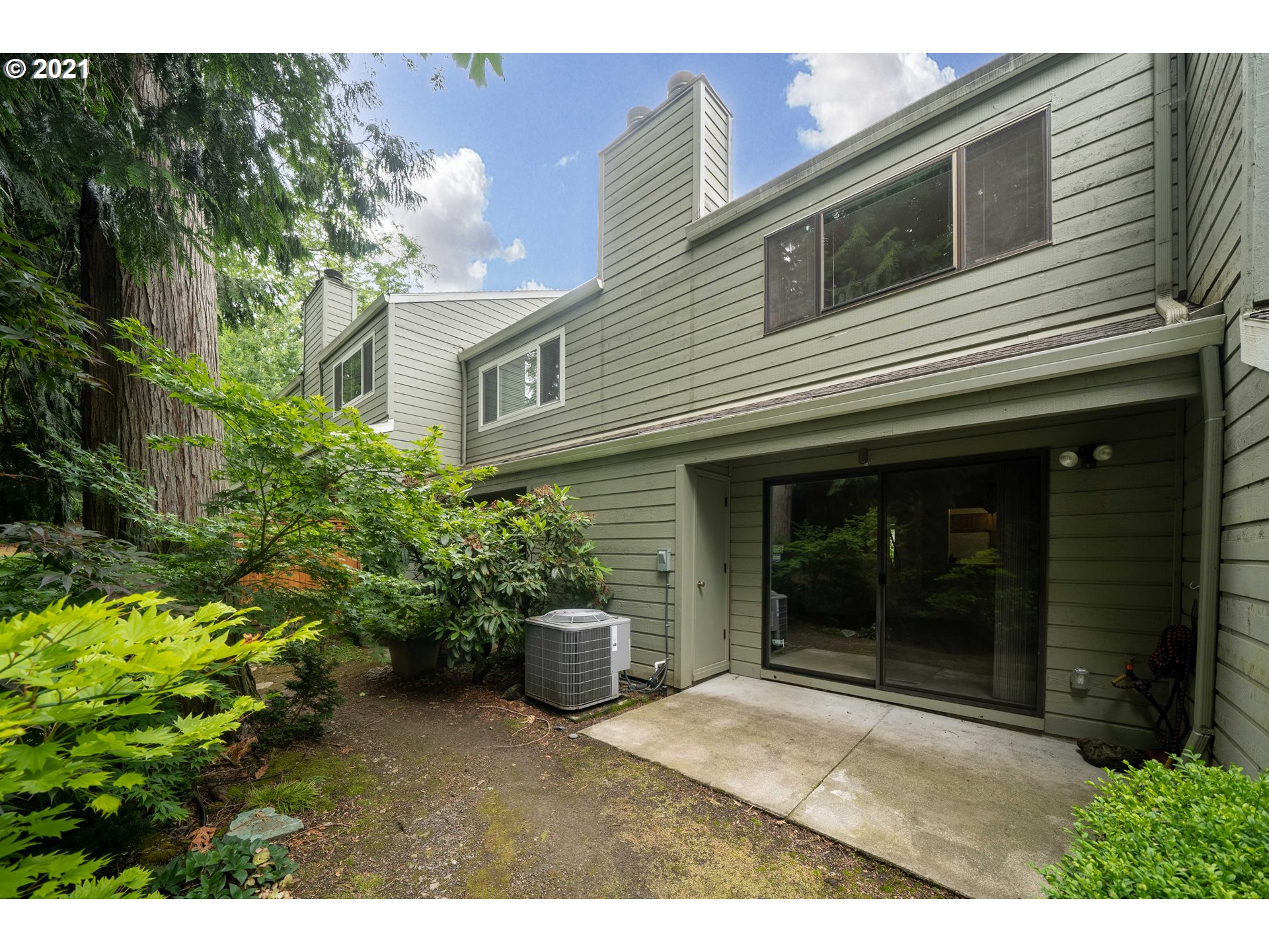 Photo #4: 21176611 Listing 