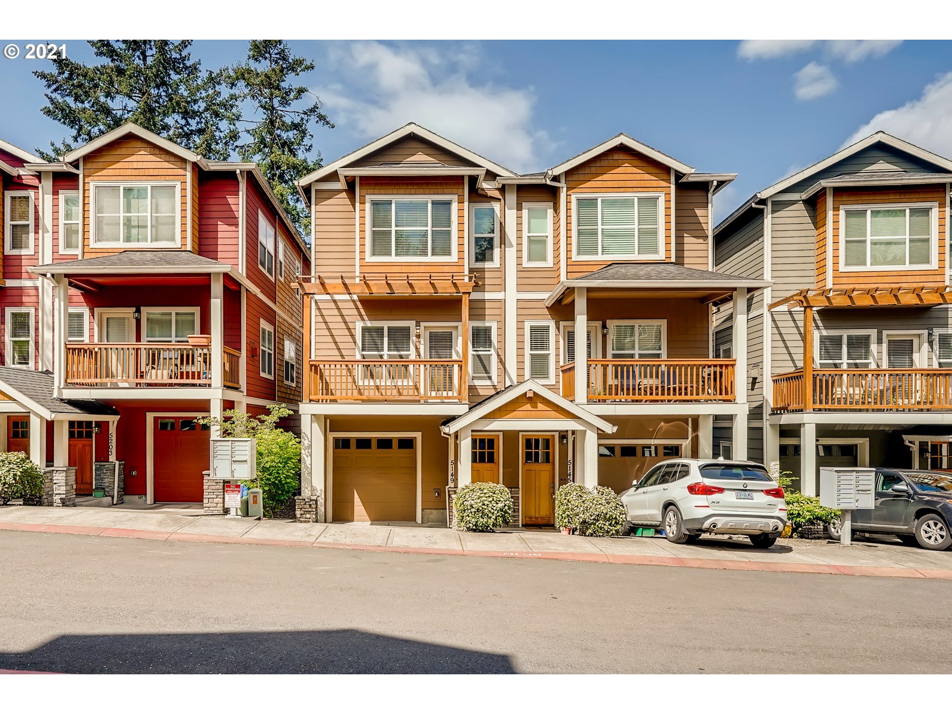 Photo #4: 21176729 Listing 