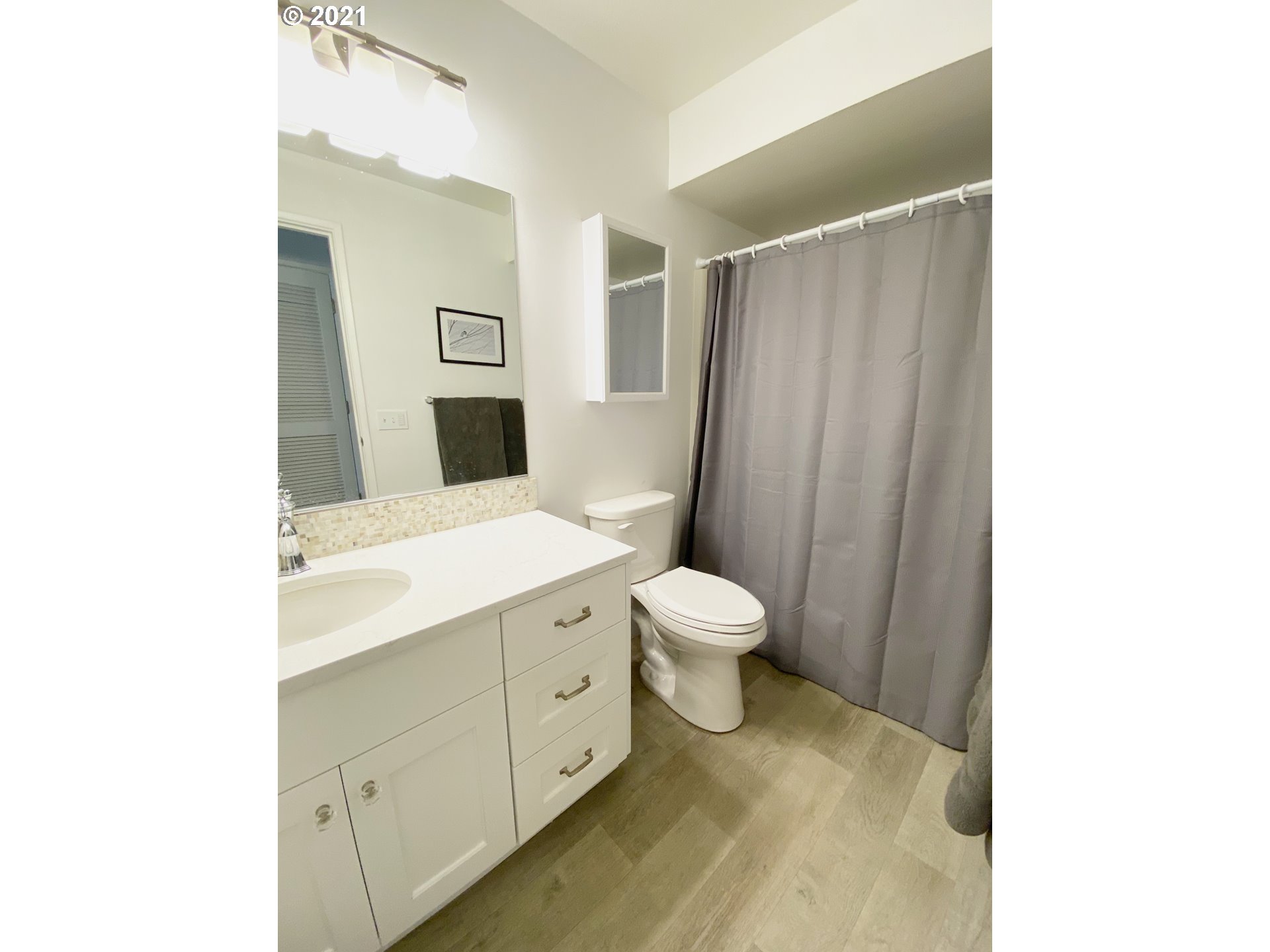 Photo #4: 21177223 Listing 