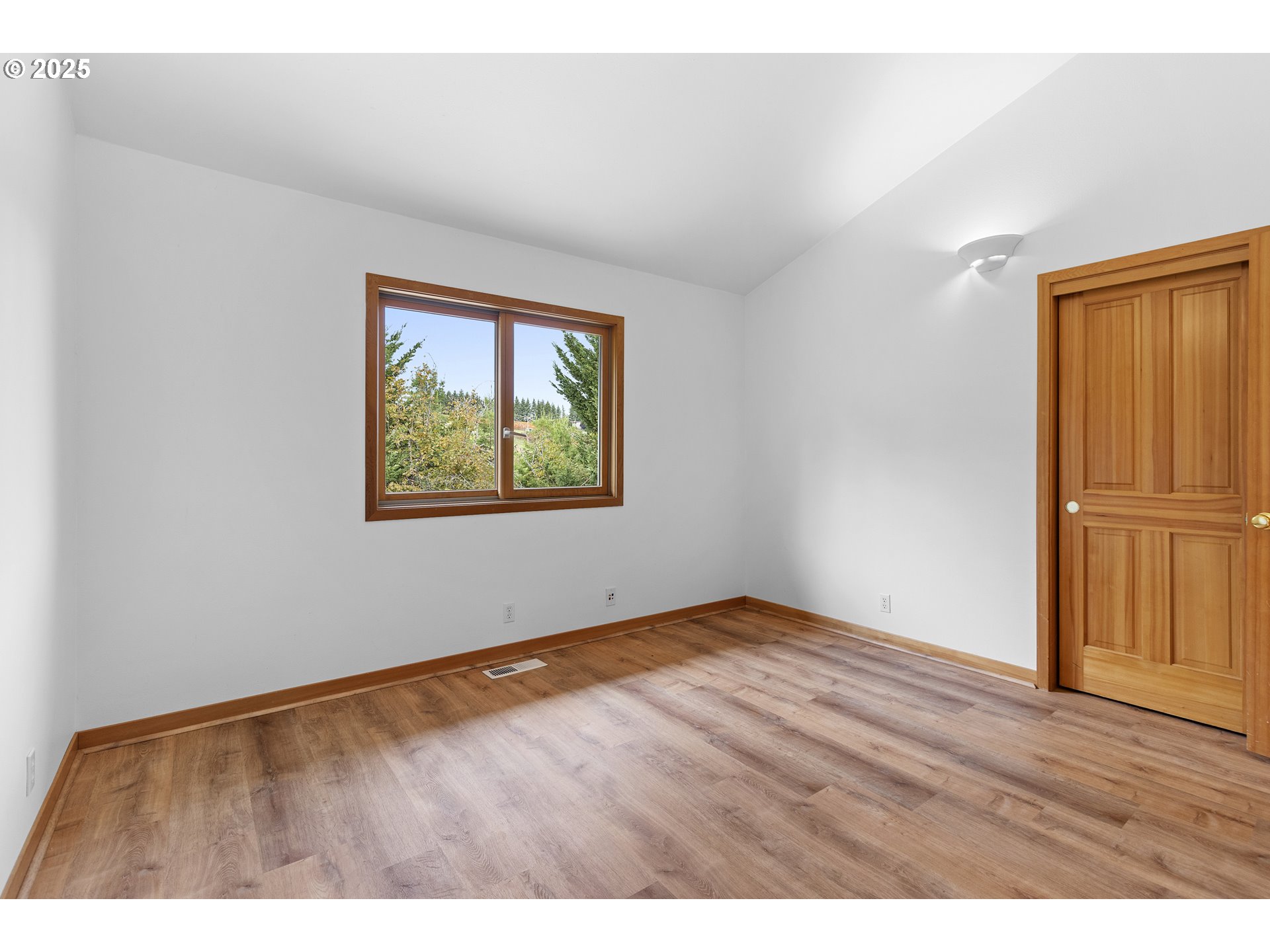9325 NE WORDEN HILL RD, Dundee, OR, 97115