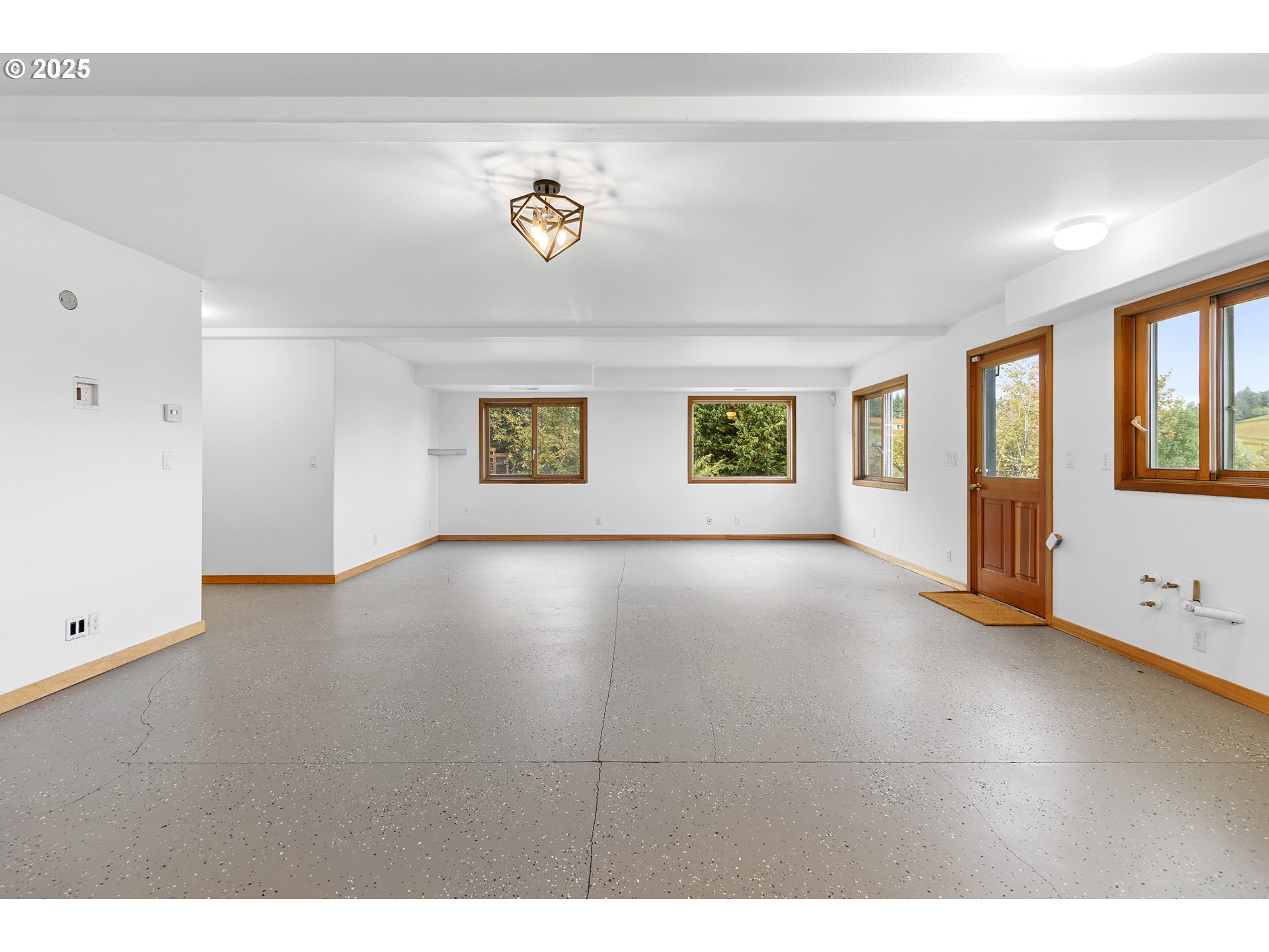 9325 NE WORDEN HILL RD, Dundee, OR, 97115
