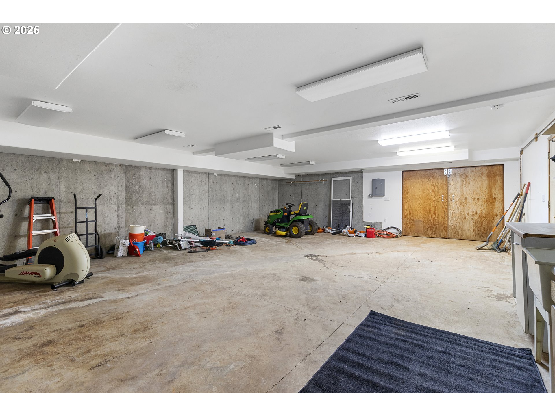 9325 NE WORDEN HILL RD, Dundee, OR, 97115