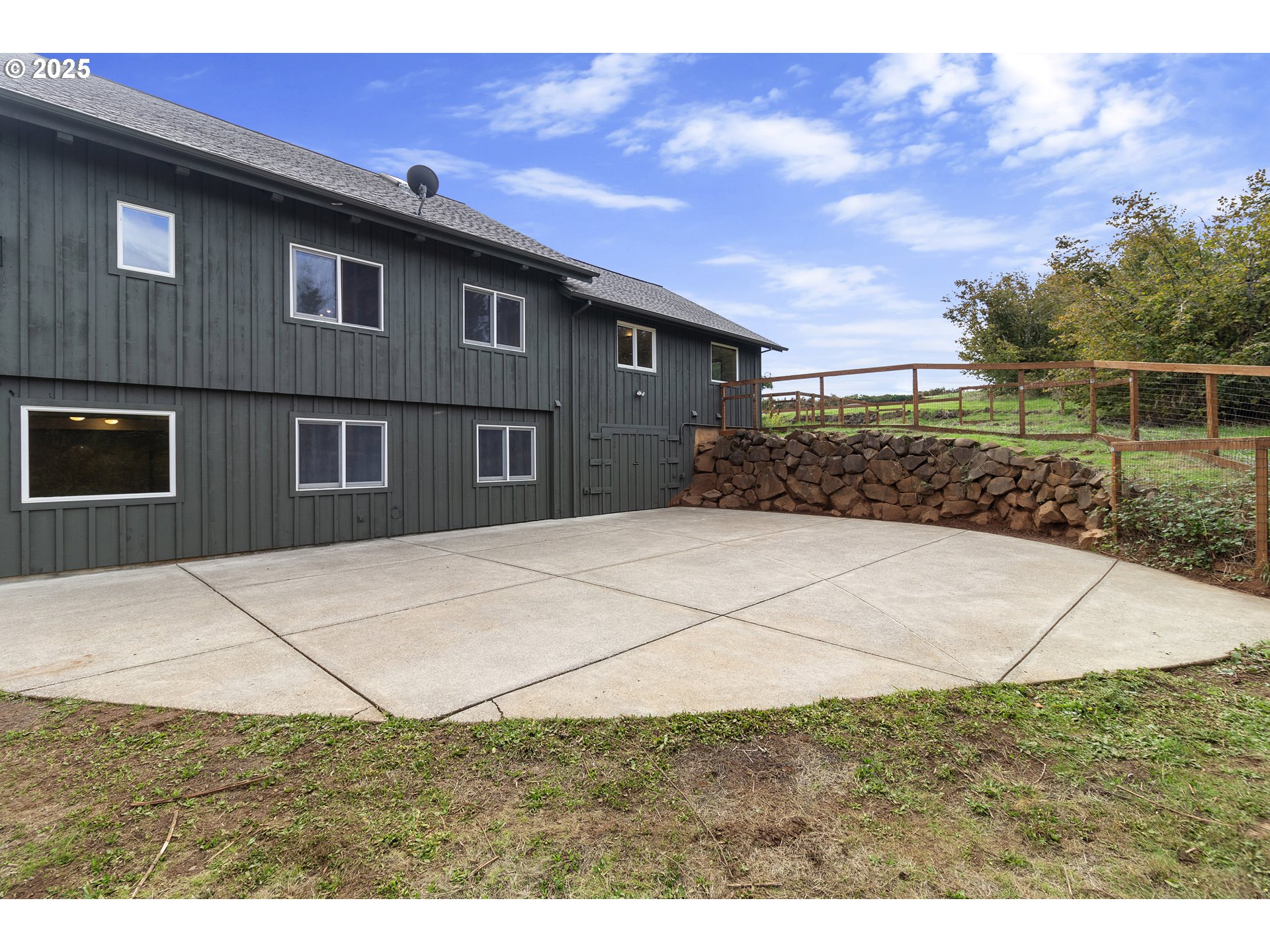 9325 NE WORDEN HILL RD, Dundee, OR, 97115
