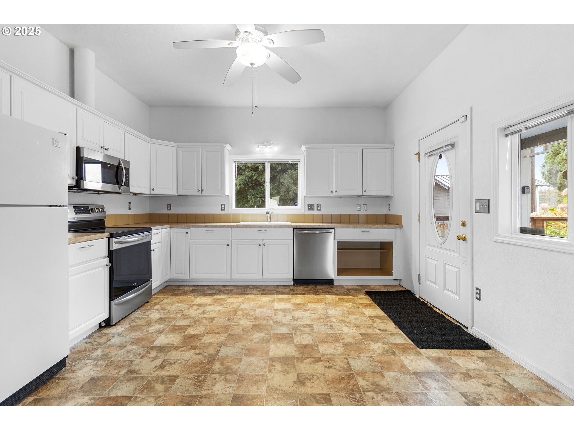 9325 NE WORDEN HILL RD, Dundee, OR, 97115