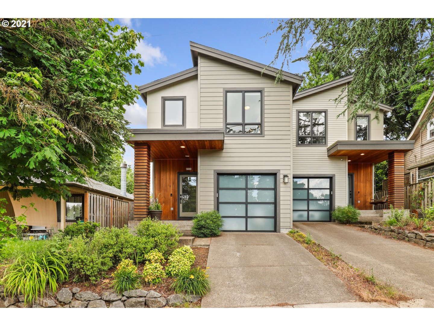 Photo #2: 21177655 Listing 