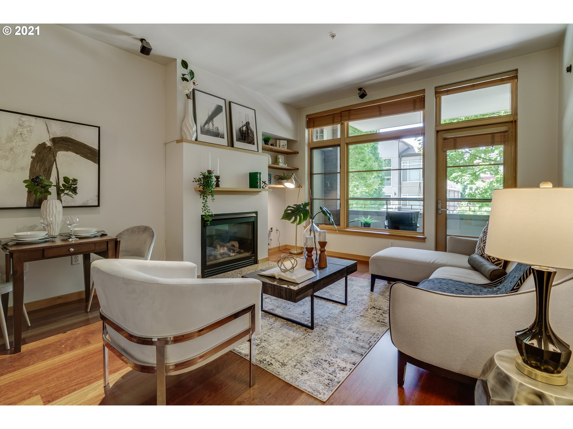 Photo #6: 21179802 Listing 