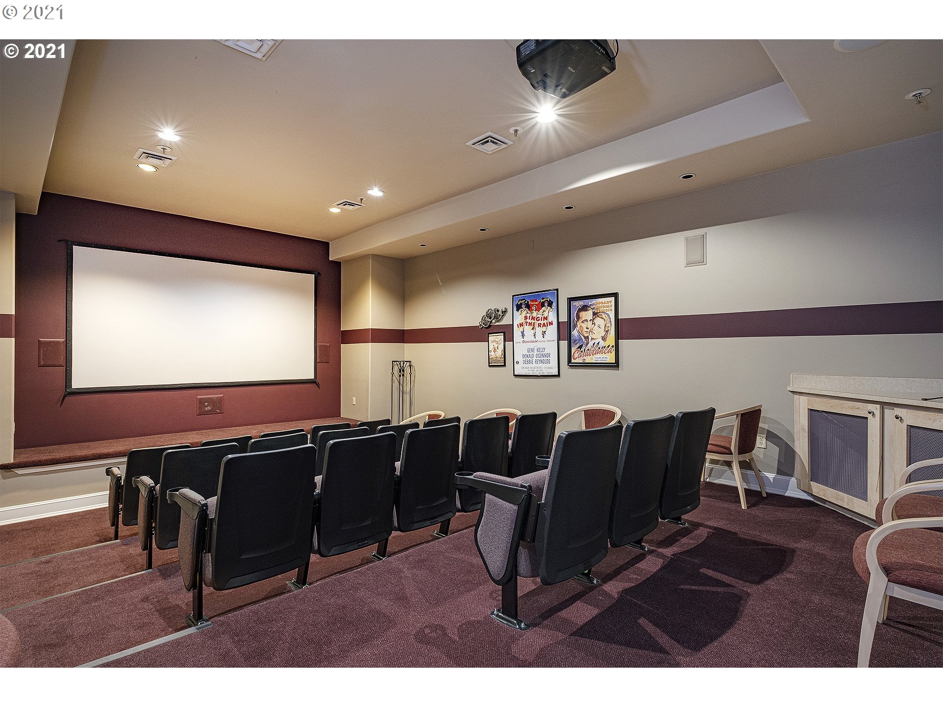 Photo #4: 21180400 Listing 