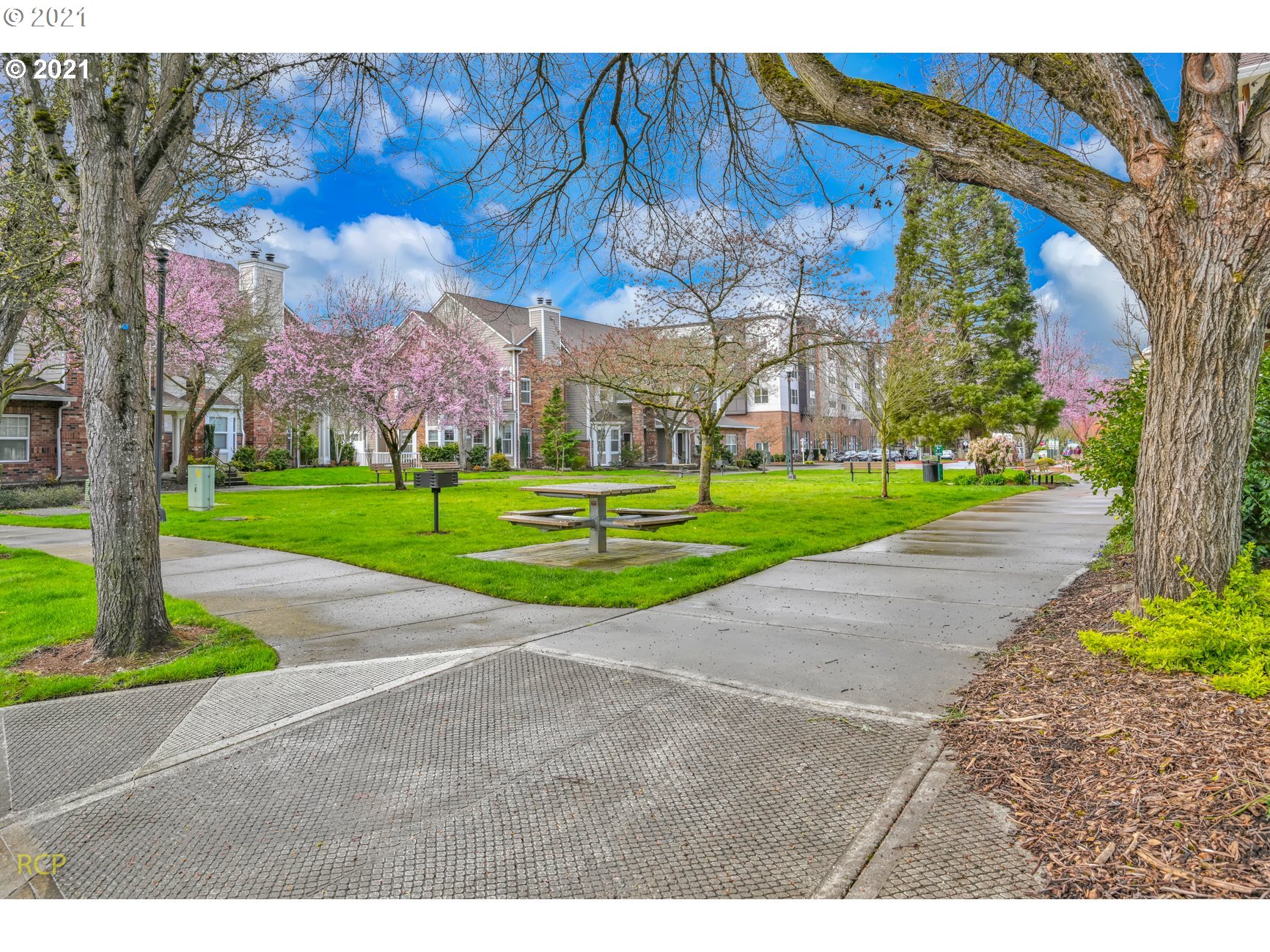 Photo #3: 21180400 Listing 