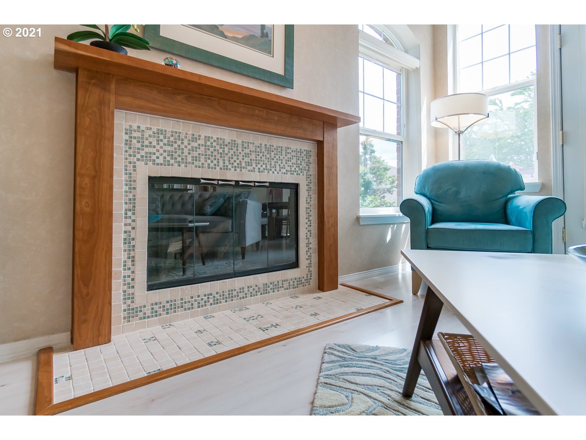Photo #6: 21180400 Listing 