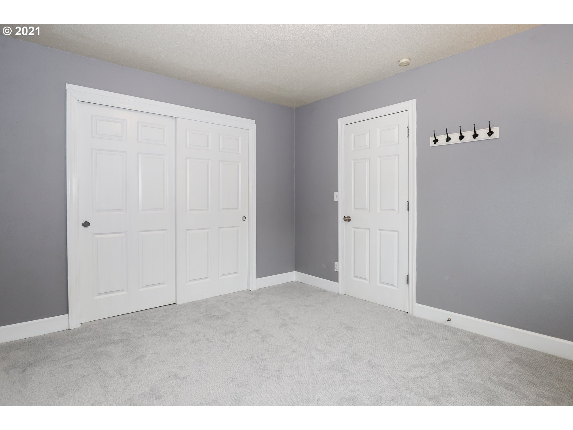 Photo #2: 21188220 Listing 