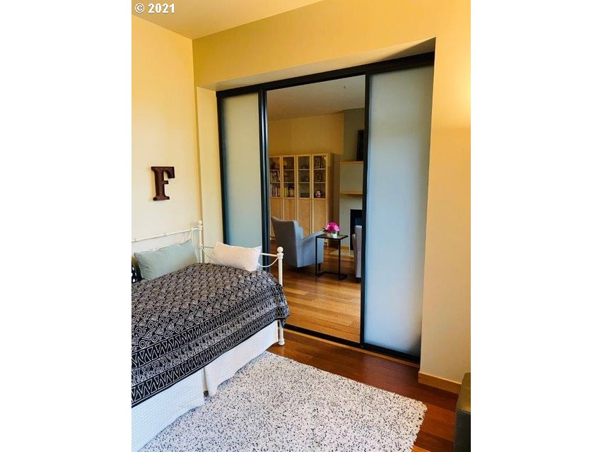 Photo #6: 21188670 Listing 