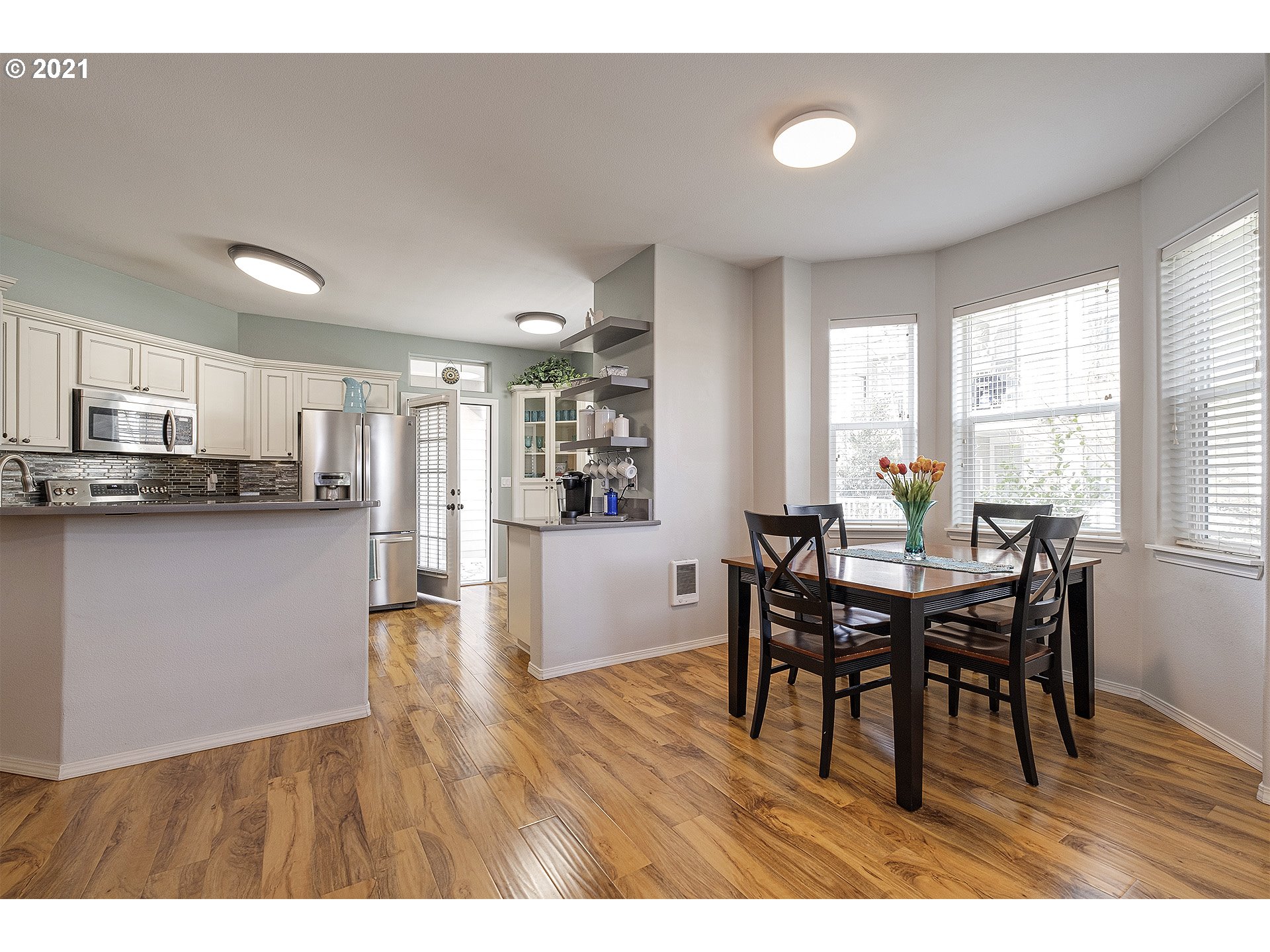 Photo #6: 21190185 Listing 