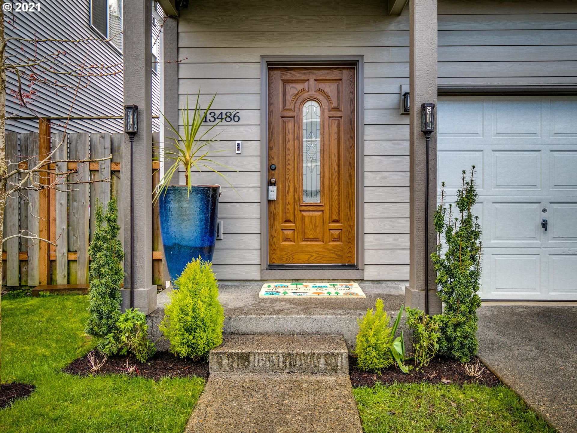 Photo #4: 21191208 Listing 